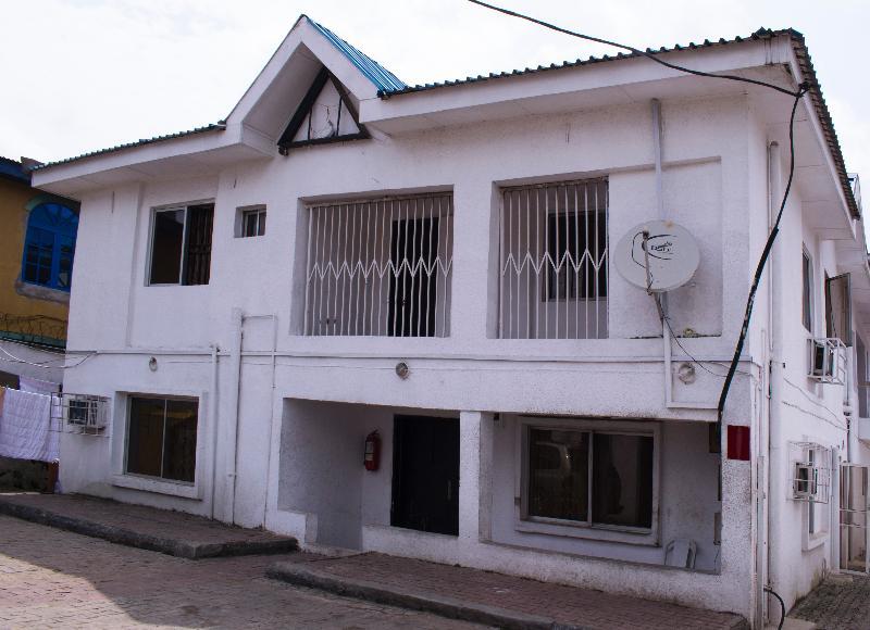 Day By Day Hotel Lagos Luaran gambar