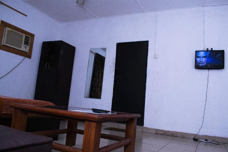 Day By Day Hotel Lagos Luaran gambar