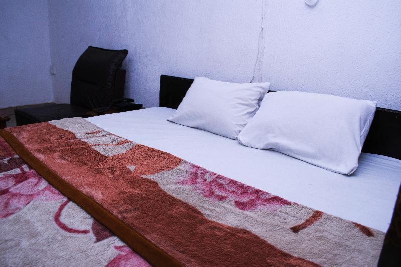 Day By Day Hotel Lagos Luaran gambar