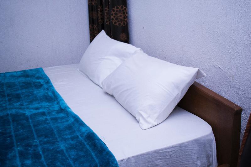 Day By Day Hotel Lagos Luaran gambar