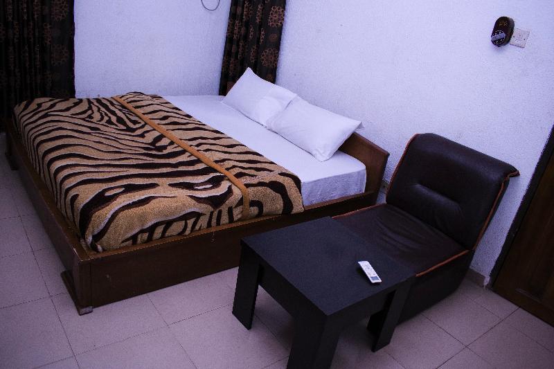 Day By Day Hotel Lagos Luaran gambar